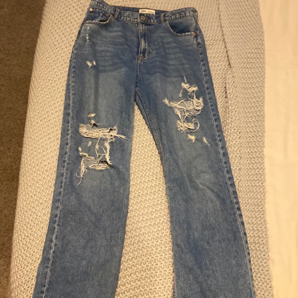 Zara straight legged ripped jeans!
